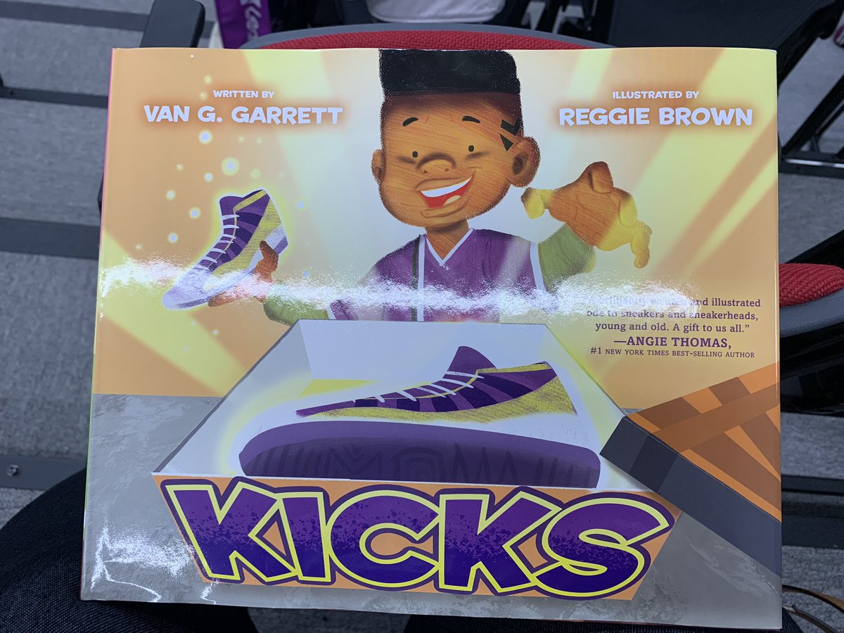 Super excited that I got to meet Van Garrett. I love his book “Kicks” can’t wait to read this to my kiddos 🤗
#LovingLit4Life #CultivatingGeniusThruPD 
<a href="/AdigunLaSondra/">LaSondra Stewart Adigun, M.Ed.</a> 
@HISD_CPD
