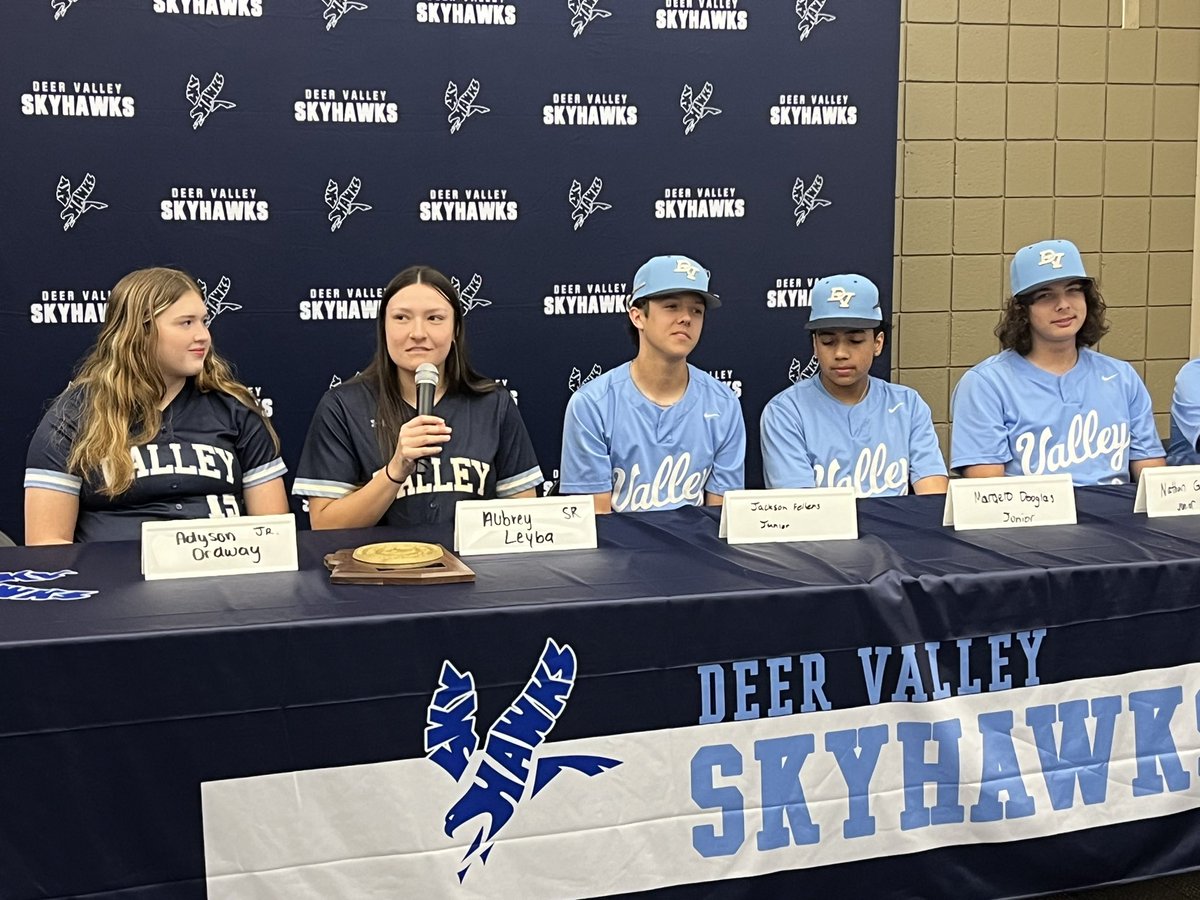 dvhsathletics tweet media