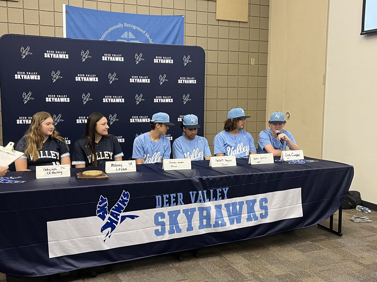 dvhsathletics tweet media