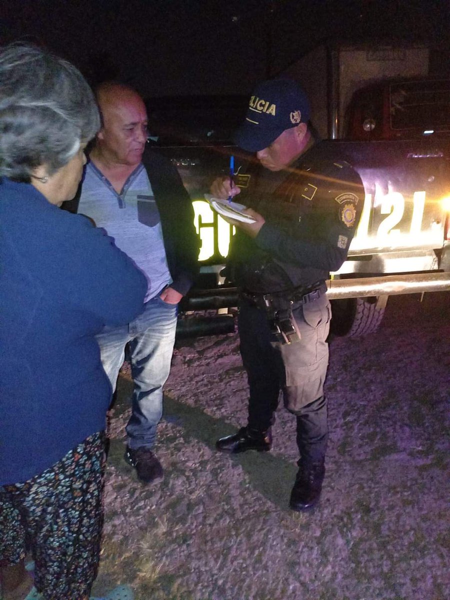 T1EETC_NOTICIAS's tweet photo. Este es el vídeo donde José Raúl Mejicanos González, manosea a la niña. 

Será que es suficiente prueba este video para Doña Cony y @MPguatemala?      @netobran  movió cielo y tierra hasta encontrar al degenerado, pero la @PNCdeGuatemala lo soltó.
@FJimenezmingob @mingobguate y ese es su trabajo efectivo??

Que desgracia EL PEDÓFILO anda suelto tengan mucho cuidado con sus niñas y niño , Que no tenga paz el y su familia 

@NPetapa @AlanAlfaroGt @AnonGTReloaded @AztecaGuate @GuateBajoFuego @viniciogutierr3 @VinicioTVGT