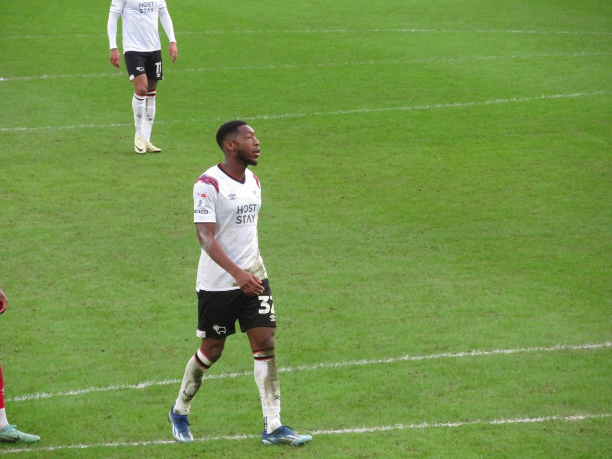 luc7_dcfc's tweet photo. Today, was always one of those games we needed a 2nd goal, which didn't come & unfortunately you only have to switch off once to be punished & concede a goal.
Its another point & everyone counts. #dcfcfans #pointgained #butalsofrustratingtodraw #winnlosedrawasateam # https://t.co/KWBrX7LFP6