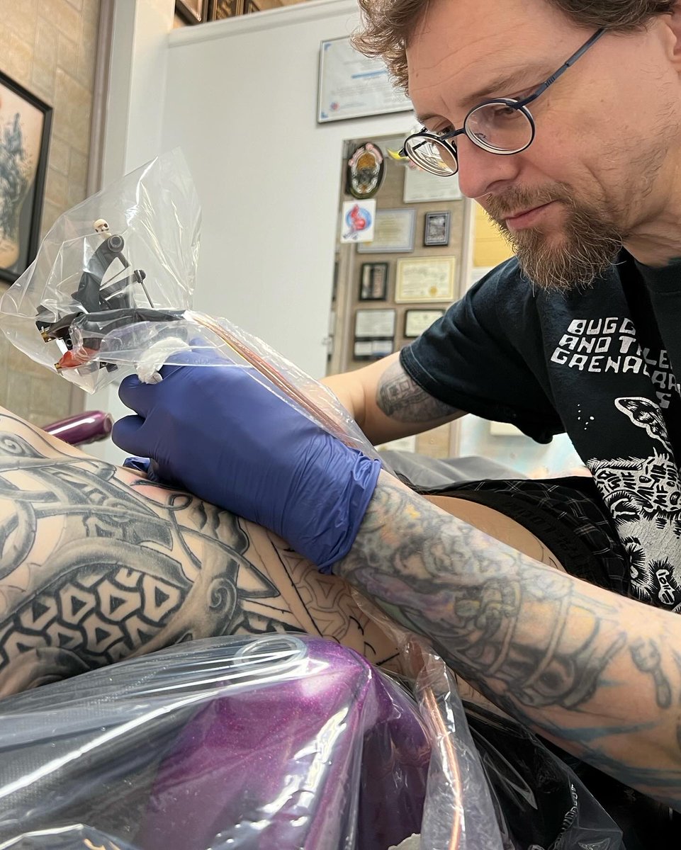 NuclearInk's tweet photo. Work in progress on a Fenrir design by Jesse Neese. #tattoo #viking #tattoos #tattooart #sidetattoo #nuclearink https://t.co/eS47LK3Hhx