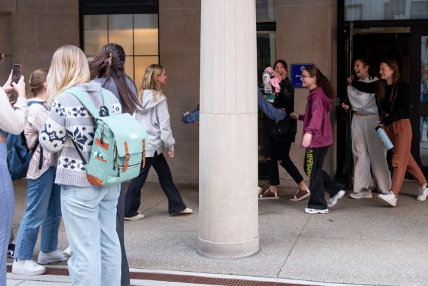 GJhUpdates's tweet photo. ‼| BREAKING NEWS

Gabbie Hanna has gone back to her old college and visited the students there!

“I was driving to a meeting for my design company in Point Breeze, and I was like, I have to just hit up the girls at Tri-Sig, see if I can come hang out,” Hanna said https://t.co/j0A5c09zj4