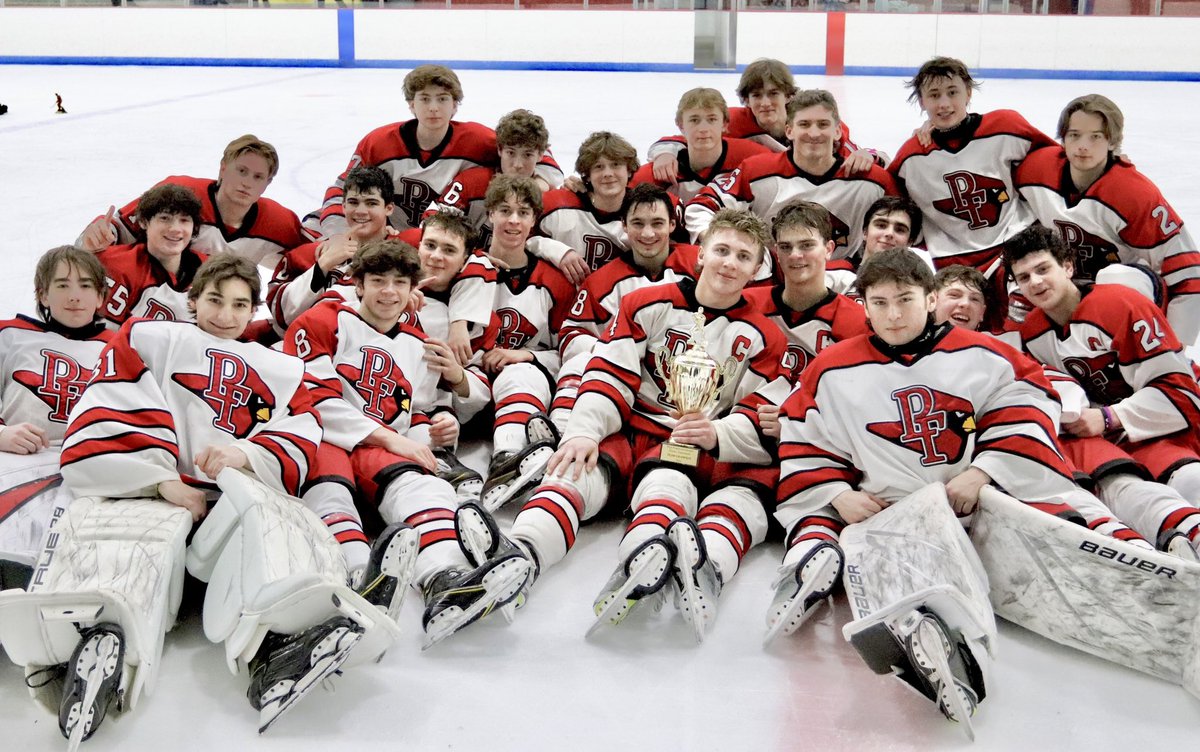 Congratulations to Boys Hockey on winning the Pope Francis Invitational!🏆
Yesterday, our Cardinals won 7-1 vs Northwest Catholic and 5-3 over Fairfield Prep today! Way to go, Cardinals!  #RollPope #PopeFrancisPrep