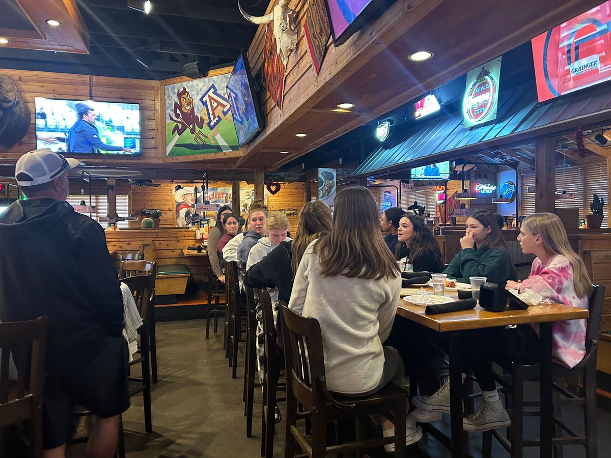 Arizona College Prep HS Knights Softball tweet media