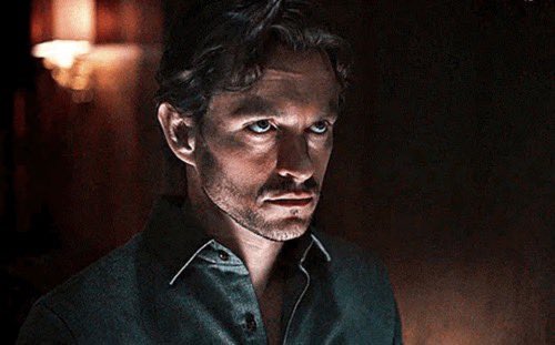 primaverapalace's tweet photo. "hannibal lecter is a possessive jealous fucker" okay, but what about this will graham after hannibal talked about francis? https://t.co/2RodplICy6
