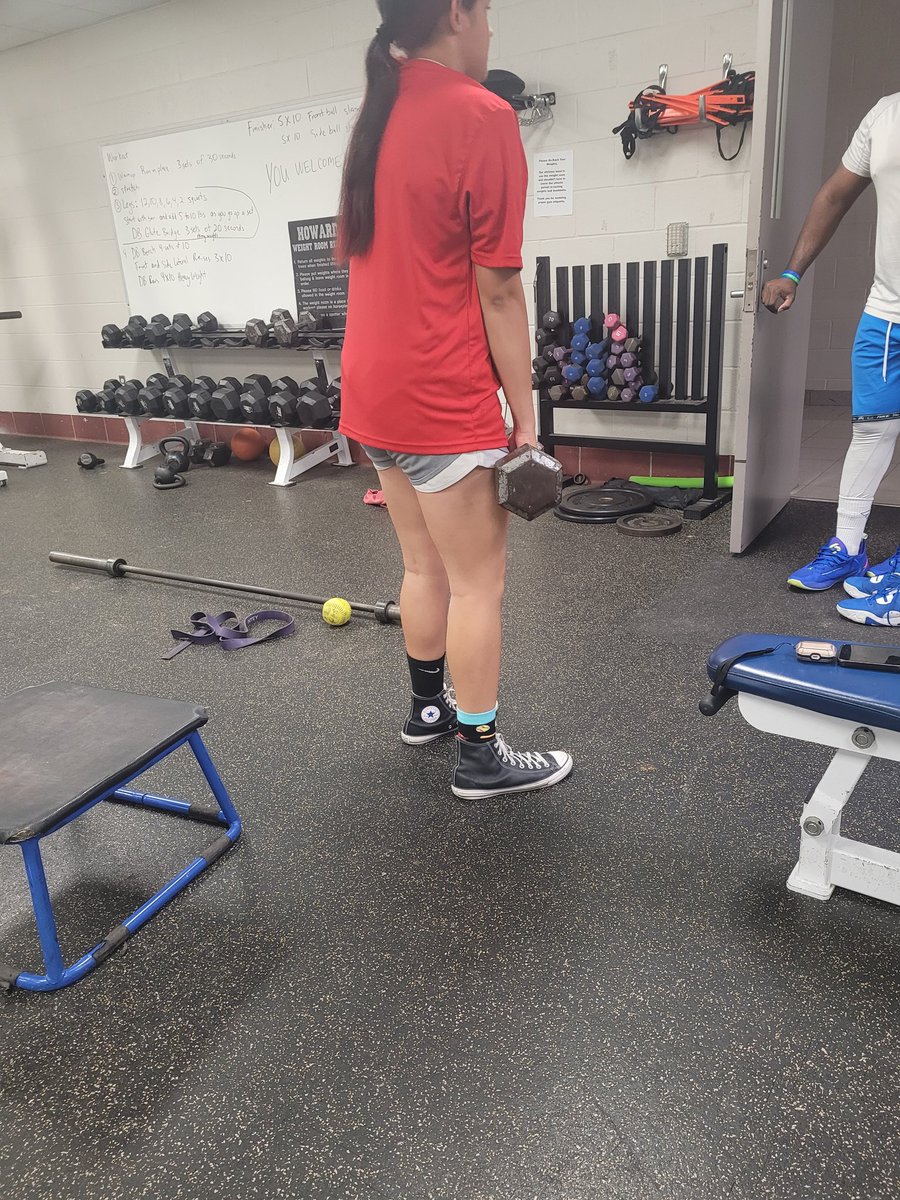 JernieNerio07's tweet image. Saturday morning workouts are the best!! #alwaysdowork