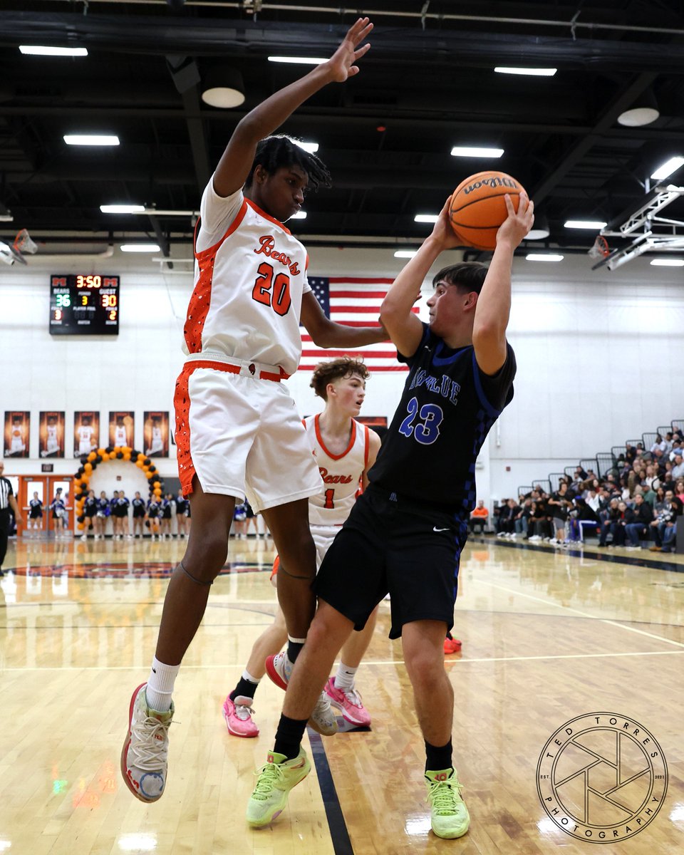 TedTorresPhoto's tweet photo. 2/2/24: @ATWBoysHoops vs @The_MHS_Bear #boysbasketball #photos available @ https://t.co/XKQNzSBsCp
@AtwaterFalcons @AHSfalconsAD #basketball #mhs #mercedbears #merced #bears #ahs #atwater #falcons #atwaterfalcons #tedtorresphoto #tedtorresphotography #sportsphotography https://t.co/yLMlDsVgWT