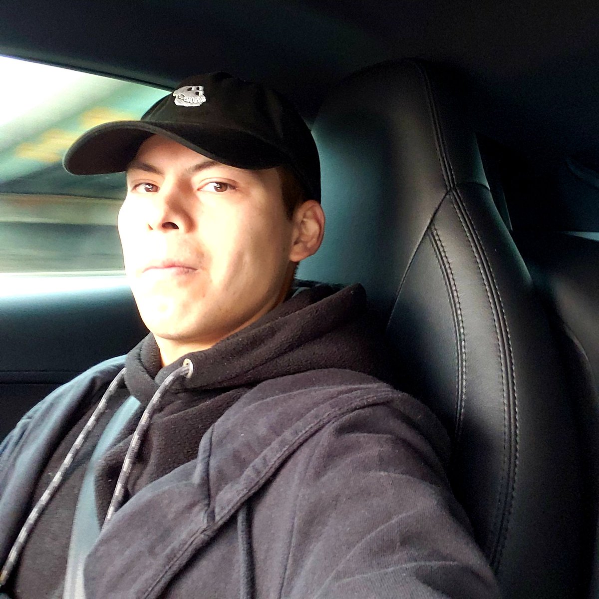 meeting up with 40 degens…

AMA