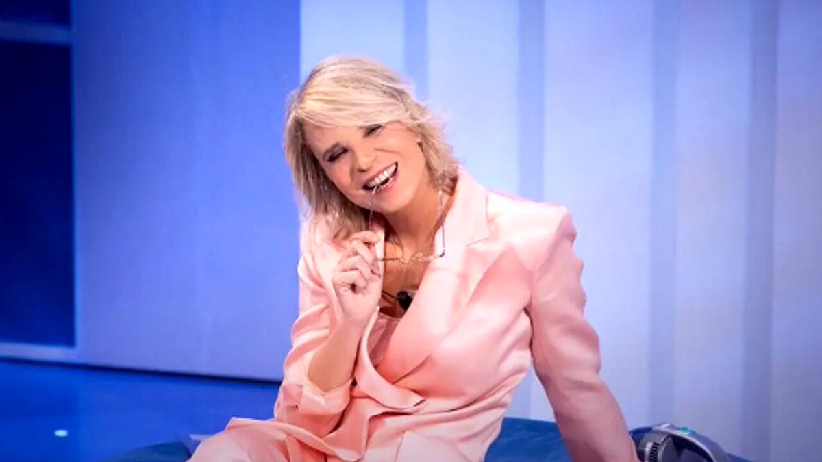 Alice__Wendy's tweet photo. Stasera c’è solo una persona che può salvare la classifica. Ed è la biondina! #SANREMO2024 https://t.co/9pO1XxTCiL