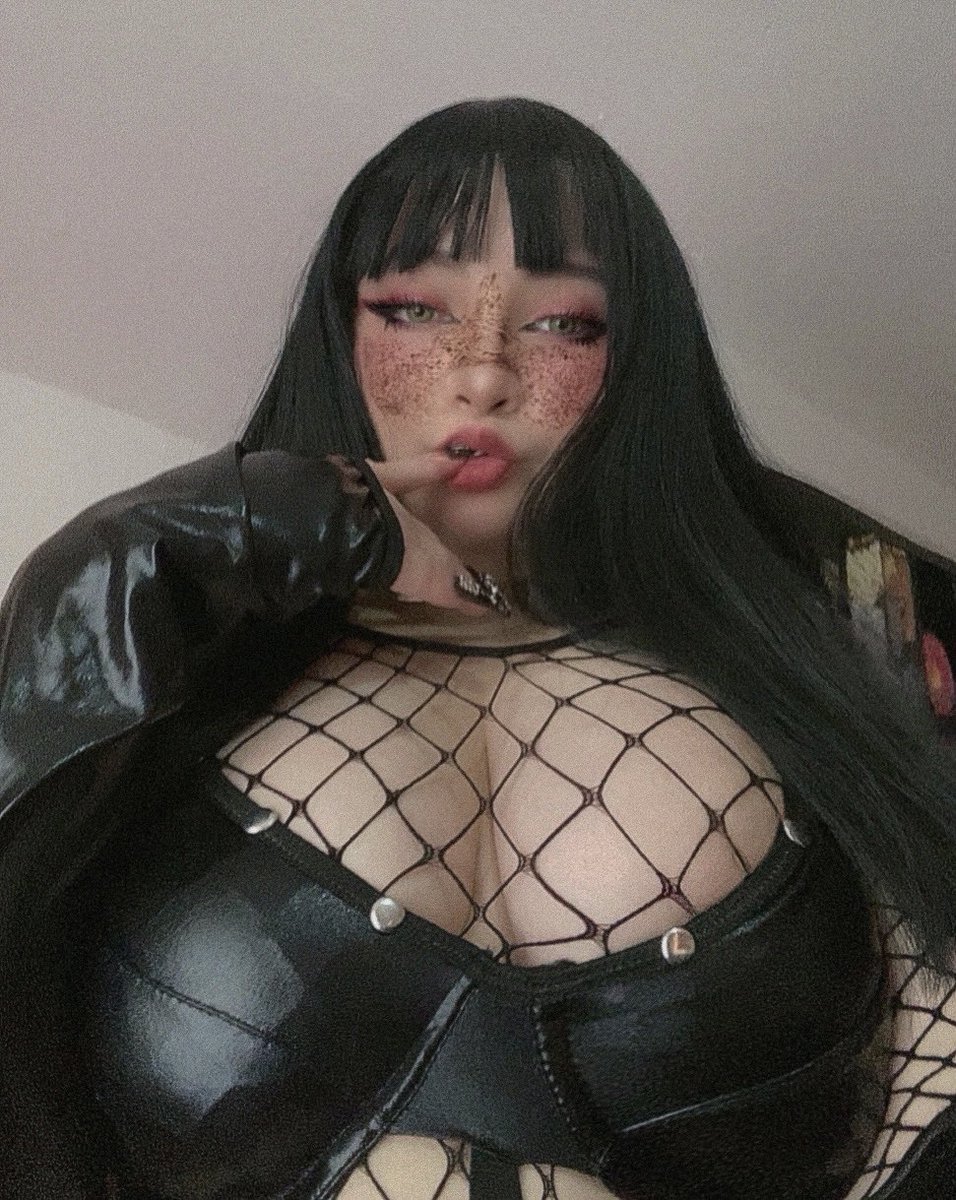 feezius_'s tweet photo. 🖤🐈‍⬛ https://t.co/tQcXfi4jSl