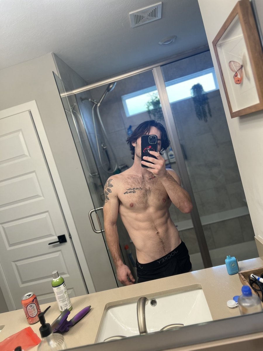 AllenChasteen's tweet photo. https://t.co/d8zyIo28l0 #socials #nsfw or just follow me on the socials 😅😂🫶🏻 https://t.co/bwuR0IKySK