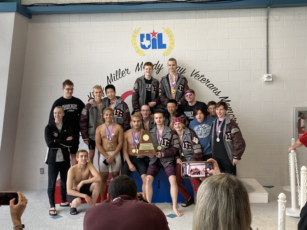 Flour Bluff boys win the Region VIII-5A team championship. <a href="/CallerSports/">Caller Sports</a> <a href="/bluff_sports/">Flour Bluff Athletics</a>