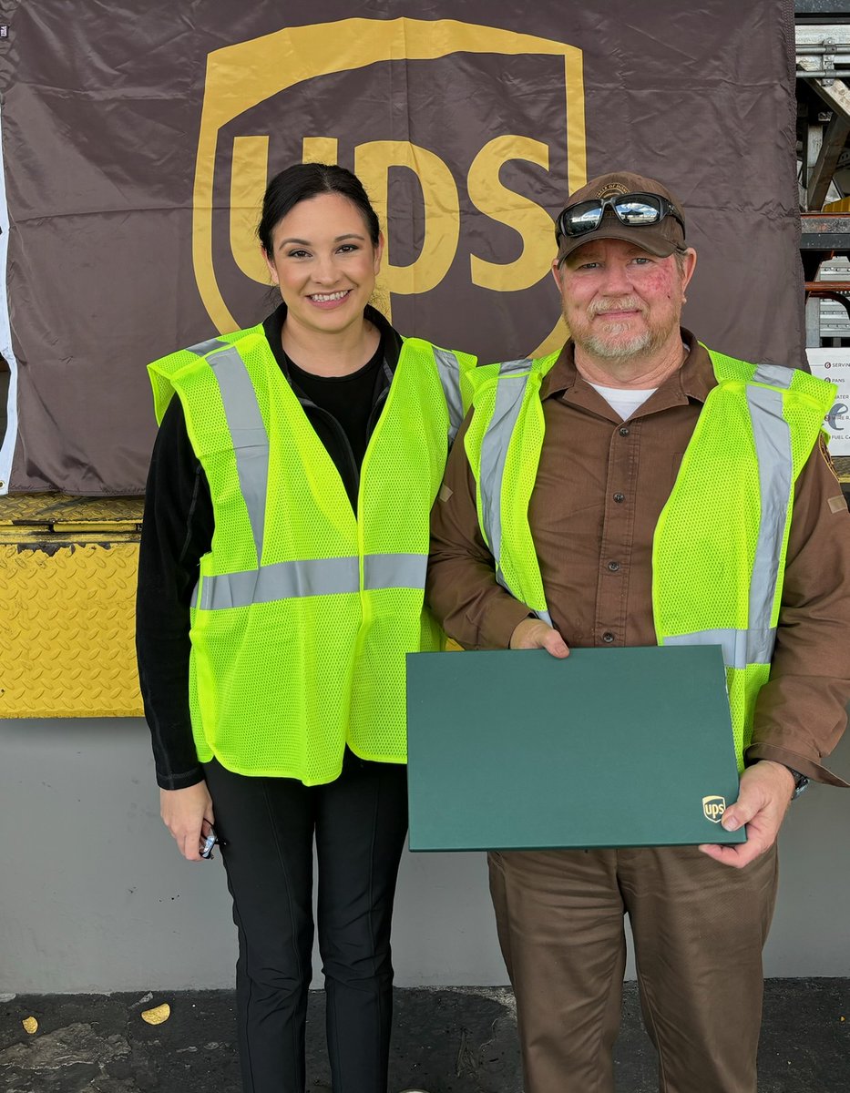 Great job Bell Feeder celebrating 0/0 December & 0/0 January! Safety Co-chair Ray Garcia handing the 'Don't Fumble Safety' football of to Bell driver Tony Sanchez. Bell Mgr Ashley Rodriguez recognizing Brian Chapman on his safe driving accomplishment. @ArturoM82410239