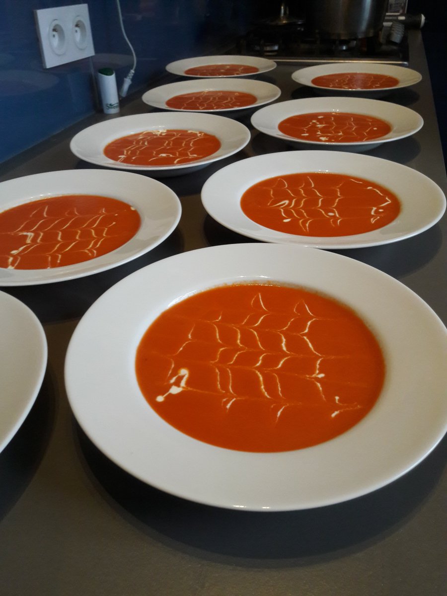 FreeRangeChalet's tweet image. VEGAN WEEK

We're absolutely delighted to have been asked to cater for a Vegan group on their Family Ski Holiday this week.

Here's a taster of Day 1

Tomato Soup, Bunny Chow, Chocolate Mousse.

Let us know if you want the recipes.

#Vegan #VeganFood #FamilySki #WinterHoliday