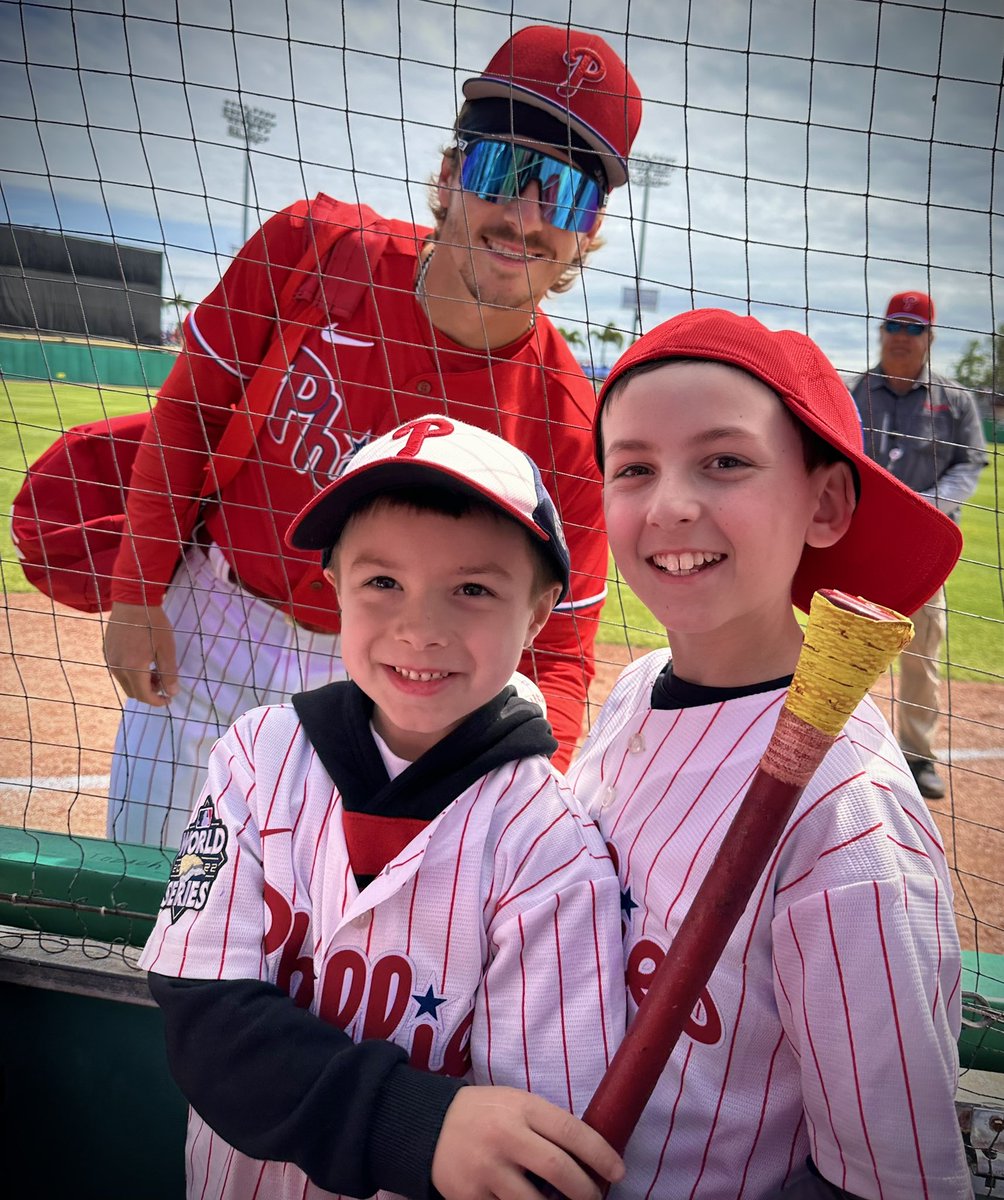gspharm3's tweet photo. Last year I made a post about Nolan’s rare kidney disease and how his love of baseball and his favorite player @bryson_stott10 has been getting him through his treatment. We are off again to spring training opening day this year to see his favorite player again! We hope we can! https://t.co/tEdsv1hucz