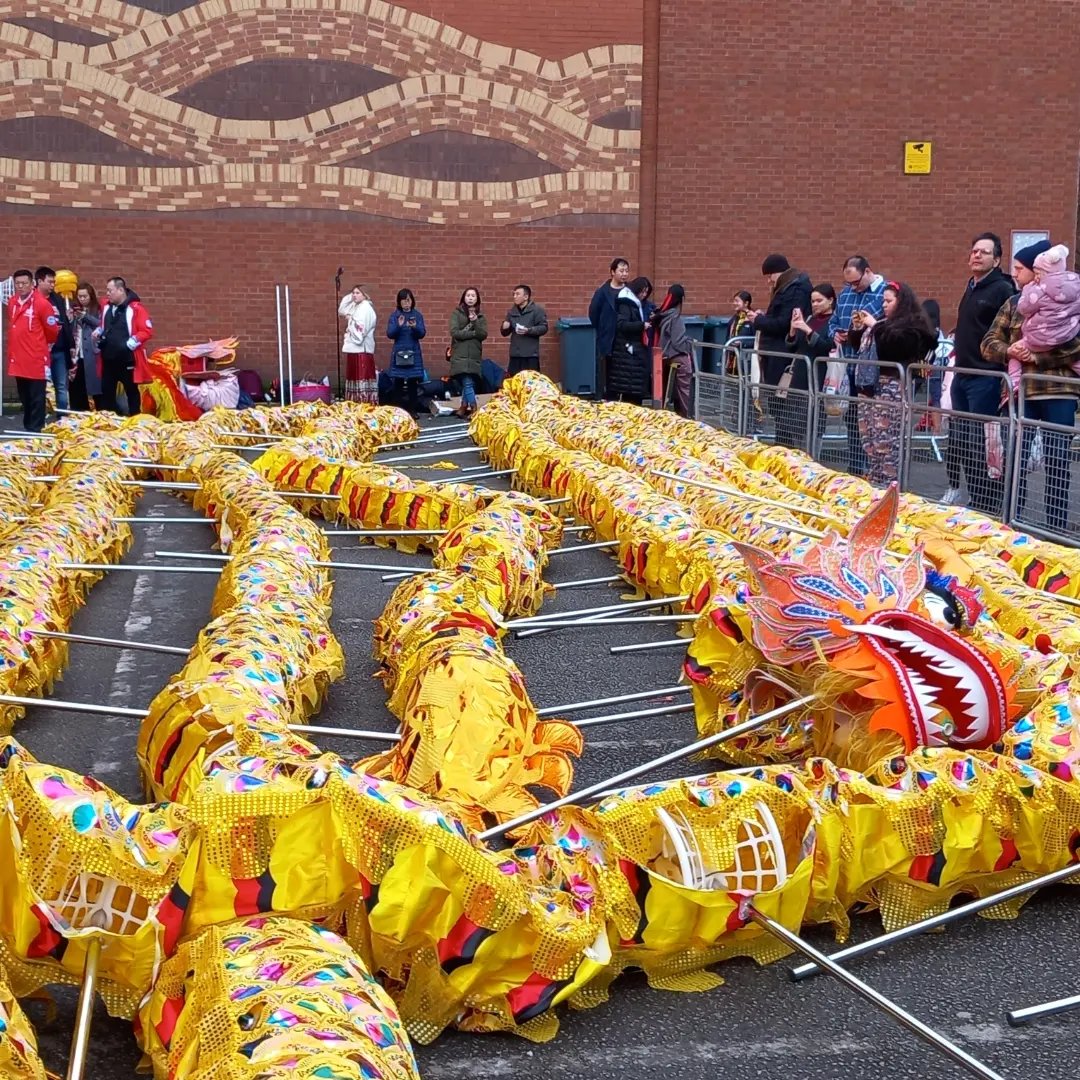 DoubbleLouise's tweet photo. Happy Chinese New Year of the Dragon! A lovely day in Manchester seeing the sights #VoodooMouseDesigns #taxidermy #Chinesenewyear #dimsum #dragon #mice #celebration #chinesefood https://t.co/qiva6H2Ta1