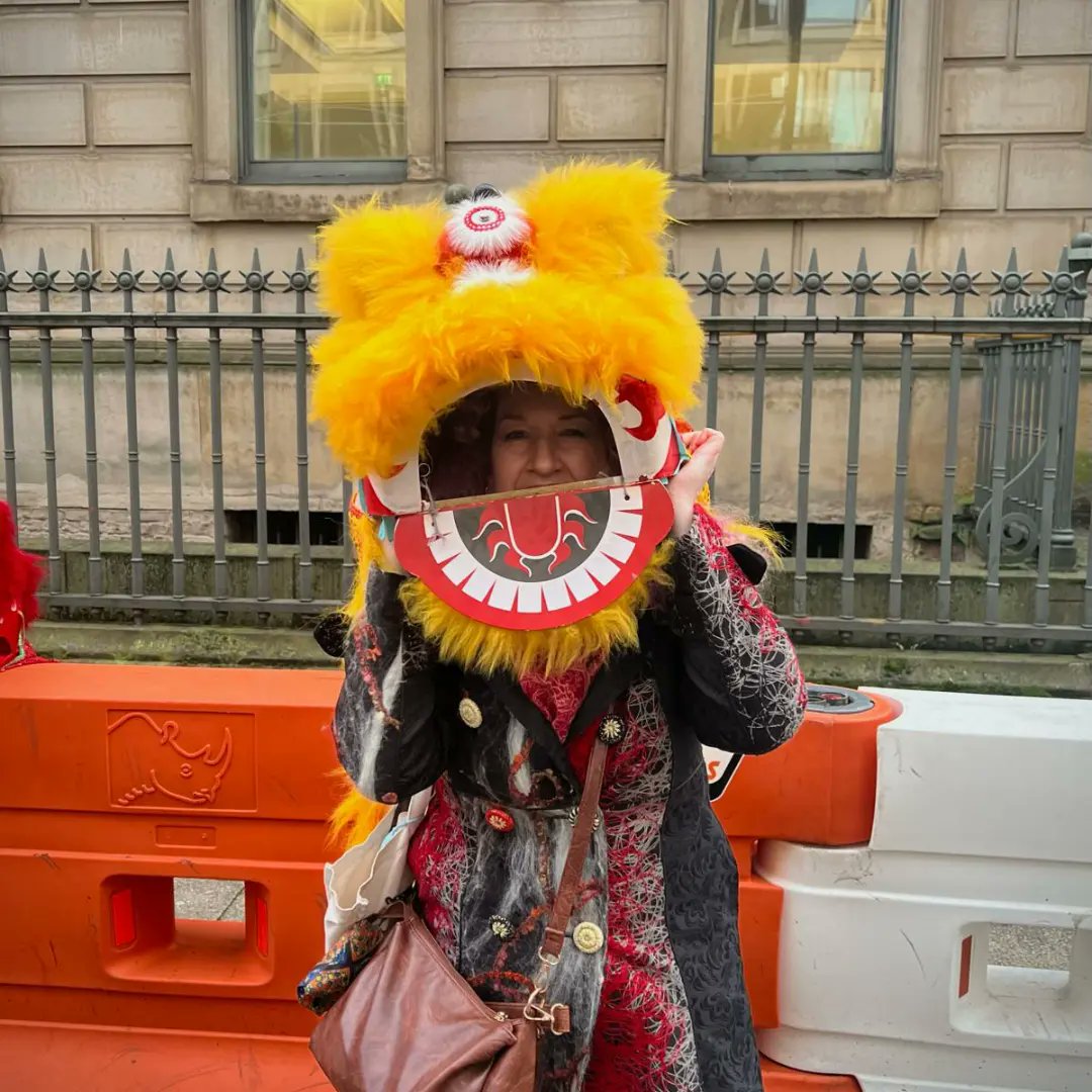 DoubbleLouise's tweet photo. Happy Chinese New Year of the Dragon! A lovely day in Manchester seeing the sights #VoodooMouseDesigns #taxidermy #Chinesenewyear #dimsum #dragon #mice #celebration #chinesefood https://t.co/qiva6H2Ta1