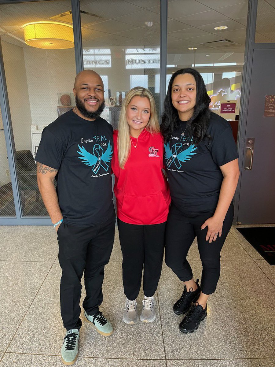 Had a great visit with Coach Brenita Jackson & Coach Kevin Jackson at Midwestern State University! I enjoyed the game, culture and team. Great win! @MSUTexasWBB