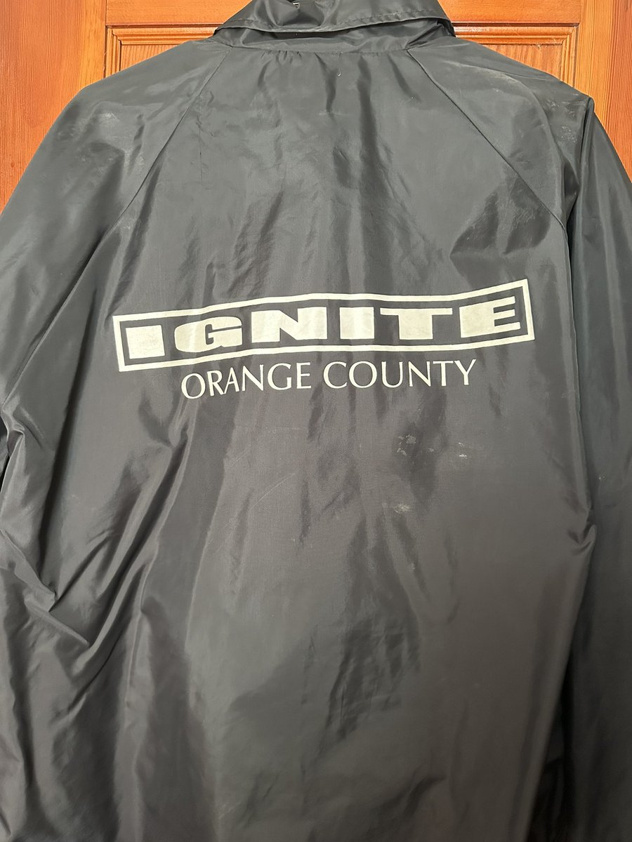 untogetherxxx's tweet photo. I went digging through my old #windbreakers today. #buffalosxe #sxe #ochardcore #ignitehardcore https://t.co/2hAXScRNO6