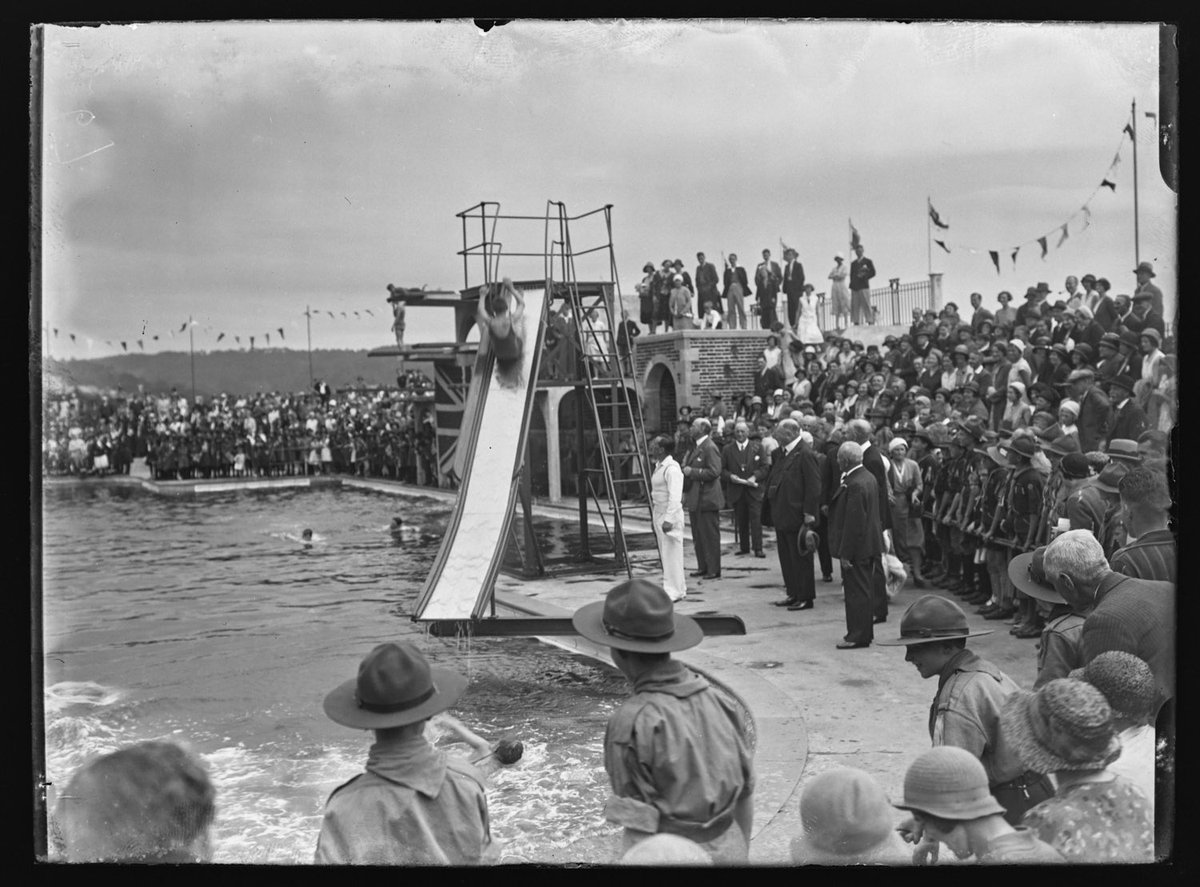 Chris Romer-Lee tweet media