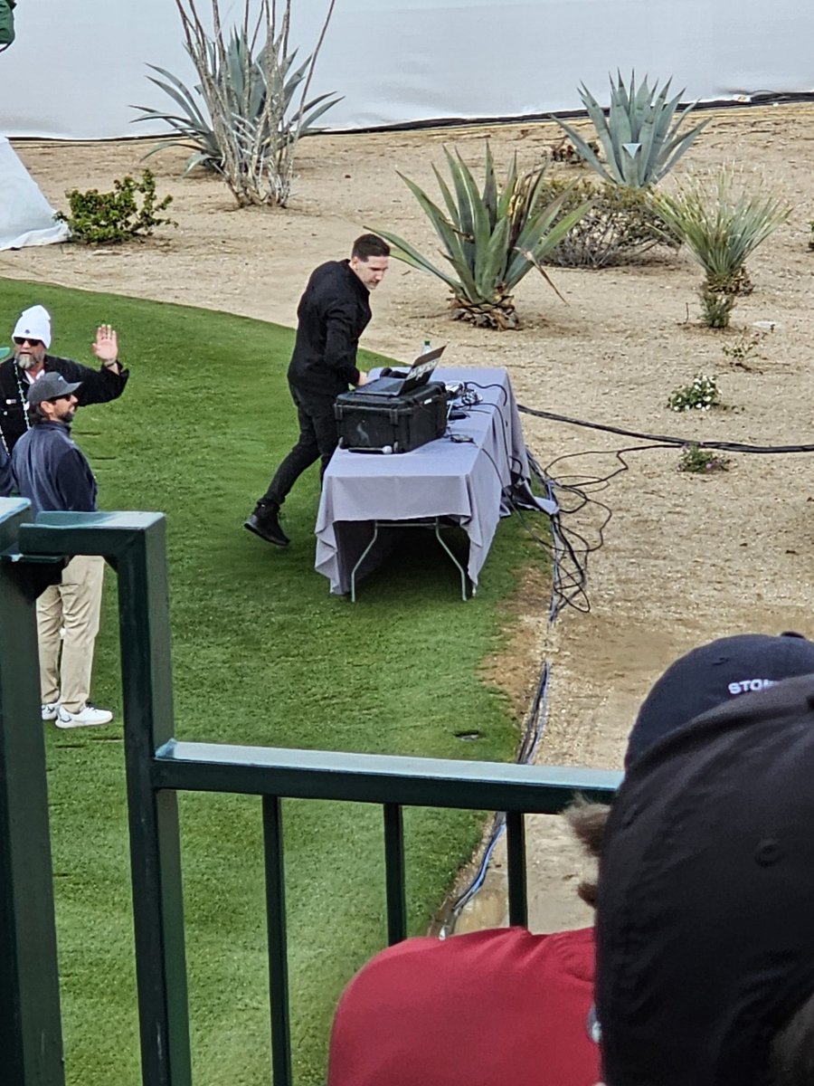 Jkdbacker's tweet photo. Is this DJ @LukeLapinski on the 16th? 😅 https://t.co/qsn5ISz7tj