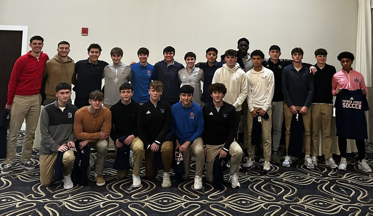 FJ_Soccer27's tweet image. FJ Soccer hosted their end-of-year banquet at the FOP. We extend our gratitude to the Seniors for four fantastic years and wish them all the best ahead. #YahooBlue 🔴🔵⚽️