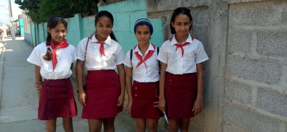NelvisHern88075's tweet photo. Campechuela #VaPorMas pioneras listas para el concurso nacional intermaterias.
#Cuba
#PorGranmaLoMejor
#GranmaVencerá
#CampechuelaGranma
#EducacionCampechuela. https://t.co/wzrsMbDjk0
