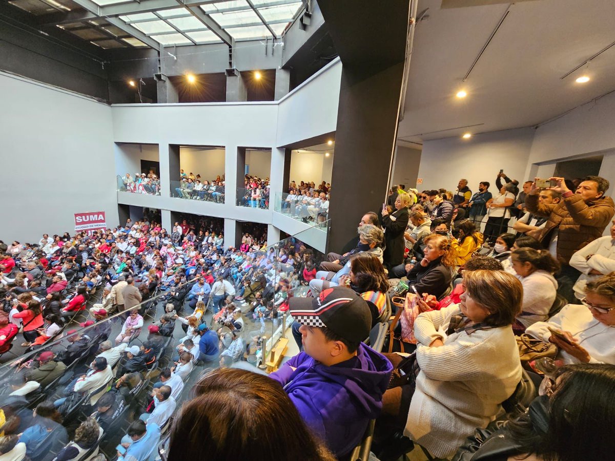 sumasociedad's tweet photo. Con gran alegría celebramos la 1er Asamblea Nacional de SUMA, qué gran encuentro con amigas y amigos de los estados de la república y CDMX compartiendo los mismos ideales y ganas de fortalecer la transformación https://t.co/FtUbrcoC8K