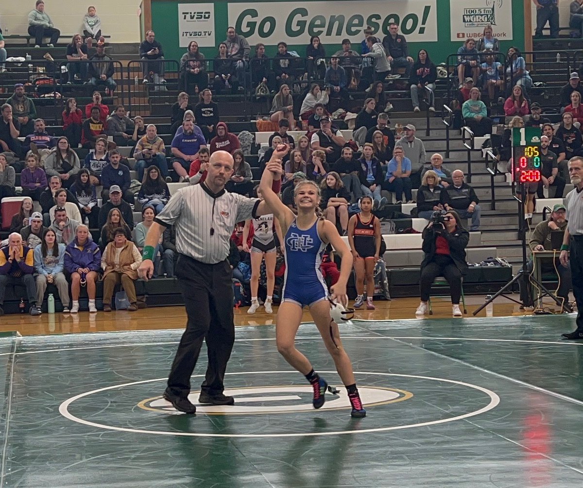 NewmanCC_AD's tweet photo. We have a sectional champion who is state bound!! That joy is what it is all about! https://t.co/jVVtPQdp8a