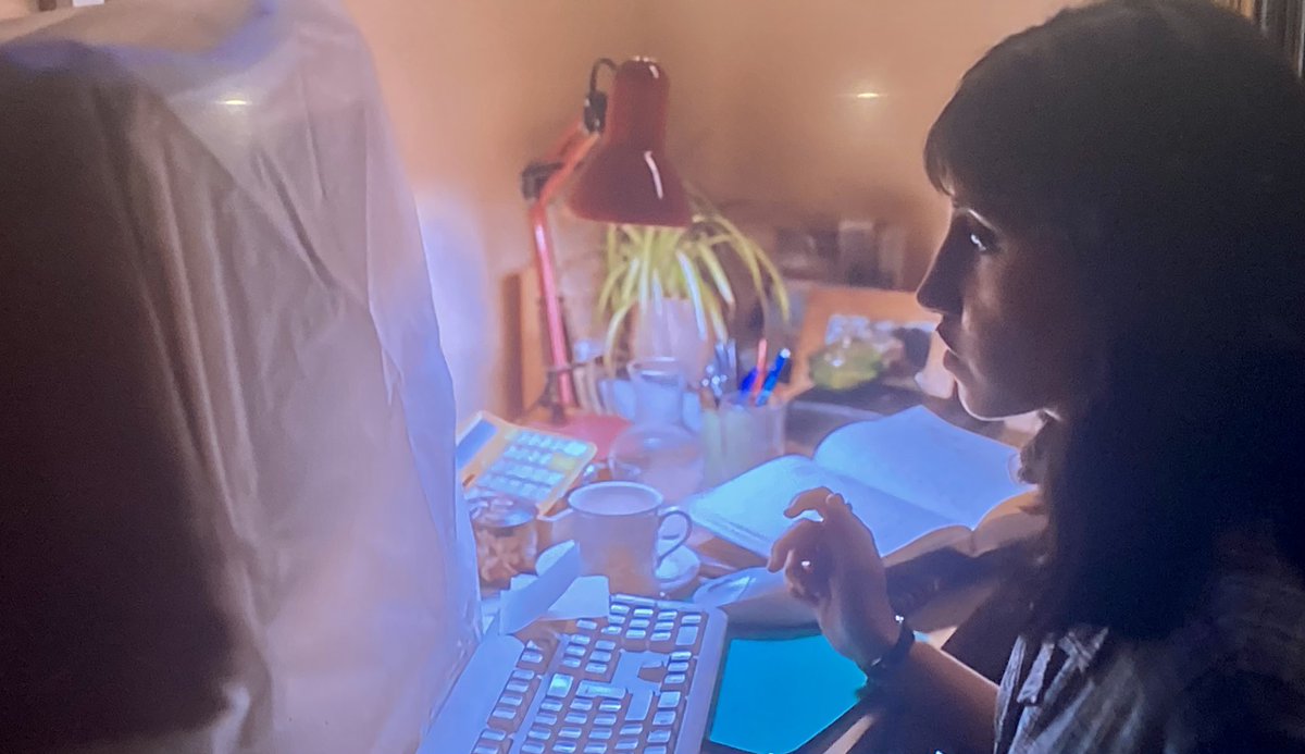 oh my days, remember when we would have a dust cover for the computer