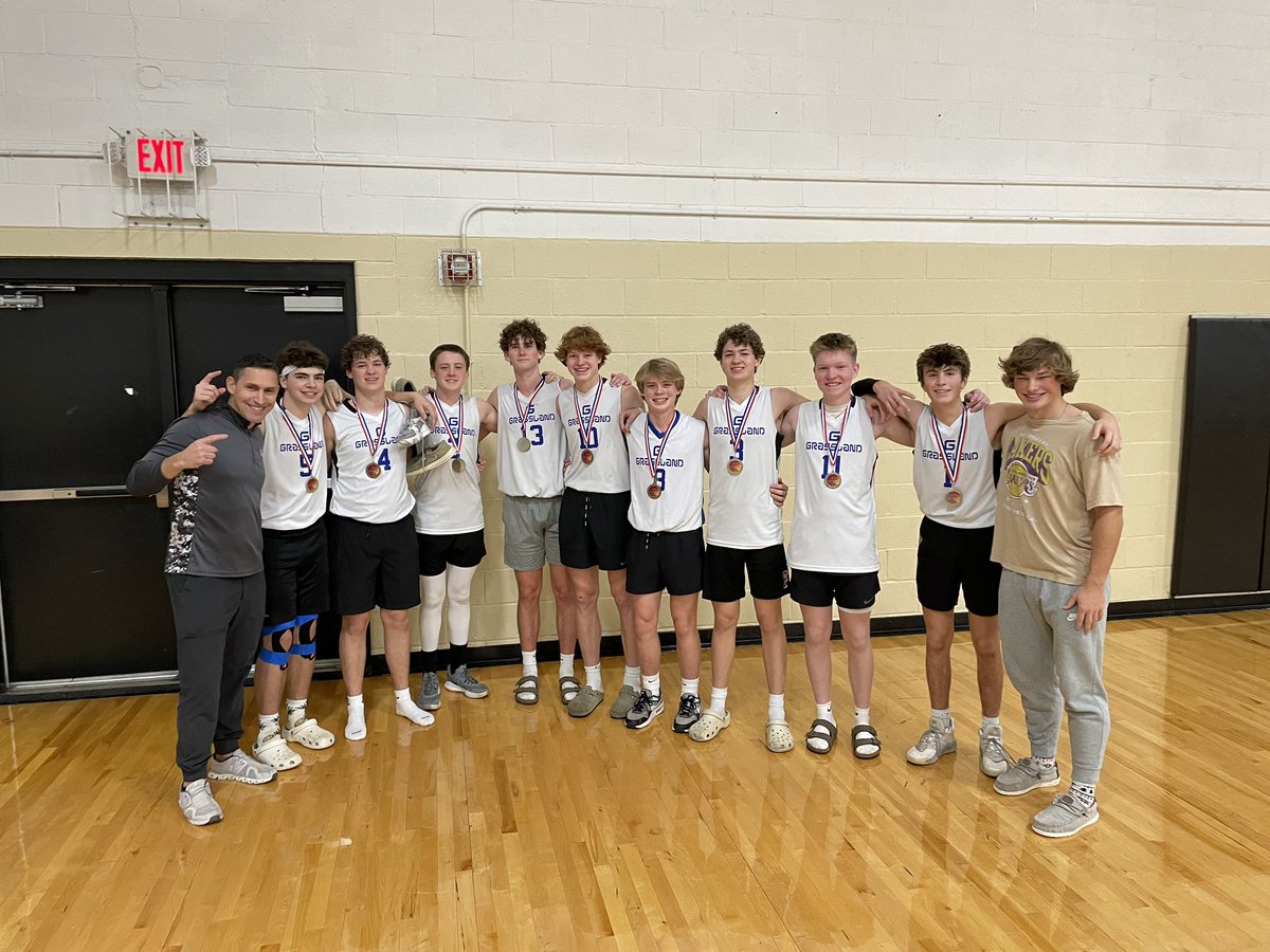 MarchDoran1's tweet photo. FHS Baseball basketballers win GAA championship-well done!! @WCSFHSCoachWhid @patrickdoran175 https://t.co/if7unQ0MH4