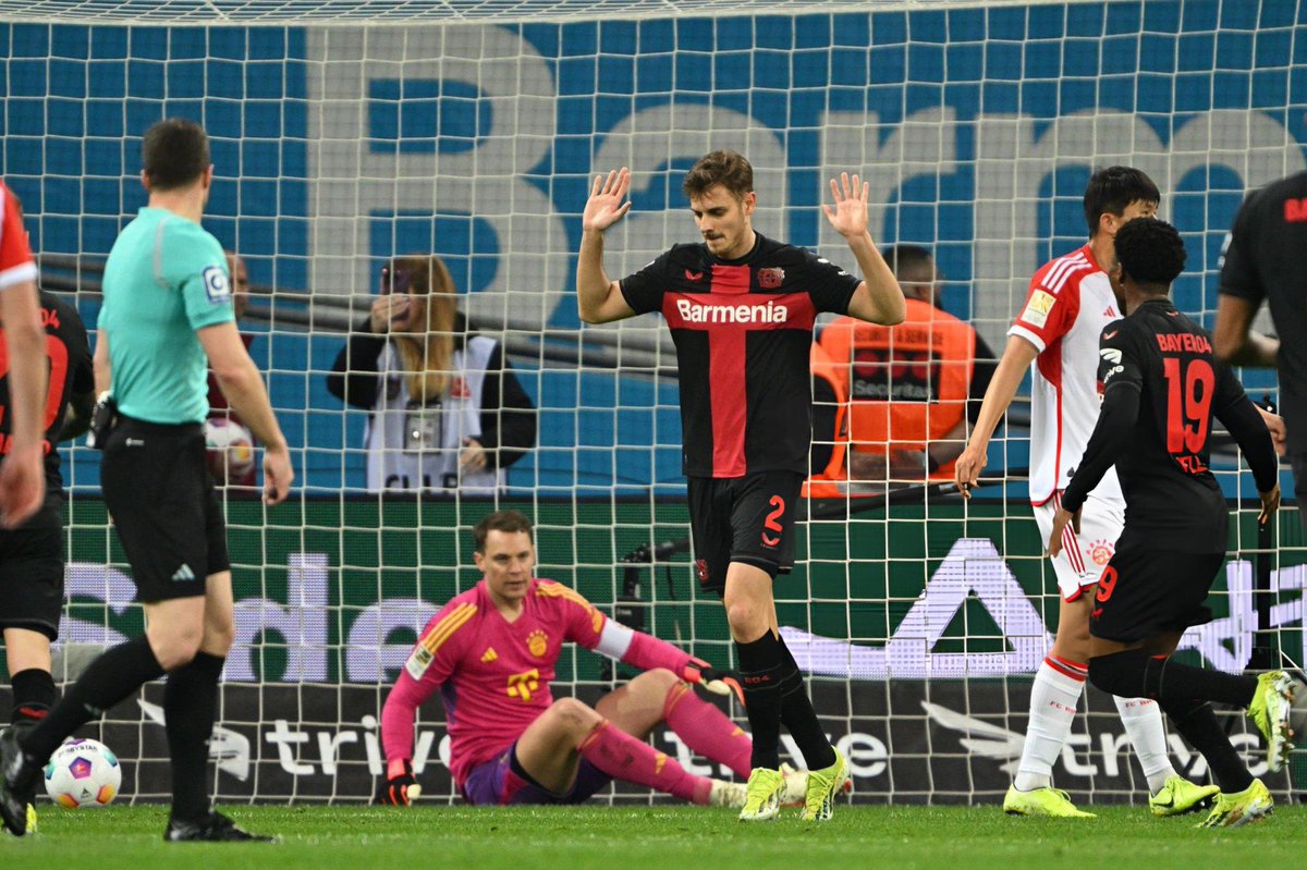 FabrizioRomano's tweet photo. 🔴 Tuchel on Stanišić scoring against Bayern while he’s on loan to Leverkusen.

“In England there's a nice rule where when you loan a player out, they can't play against you. For me that makes more sense”.

“The rule unfortunately doesn't exist in Germany”. https://t.co/mbceygpDzV