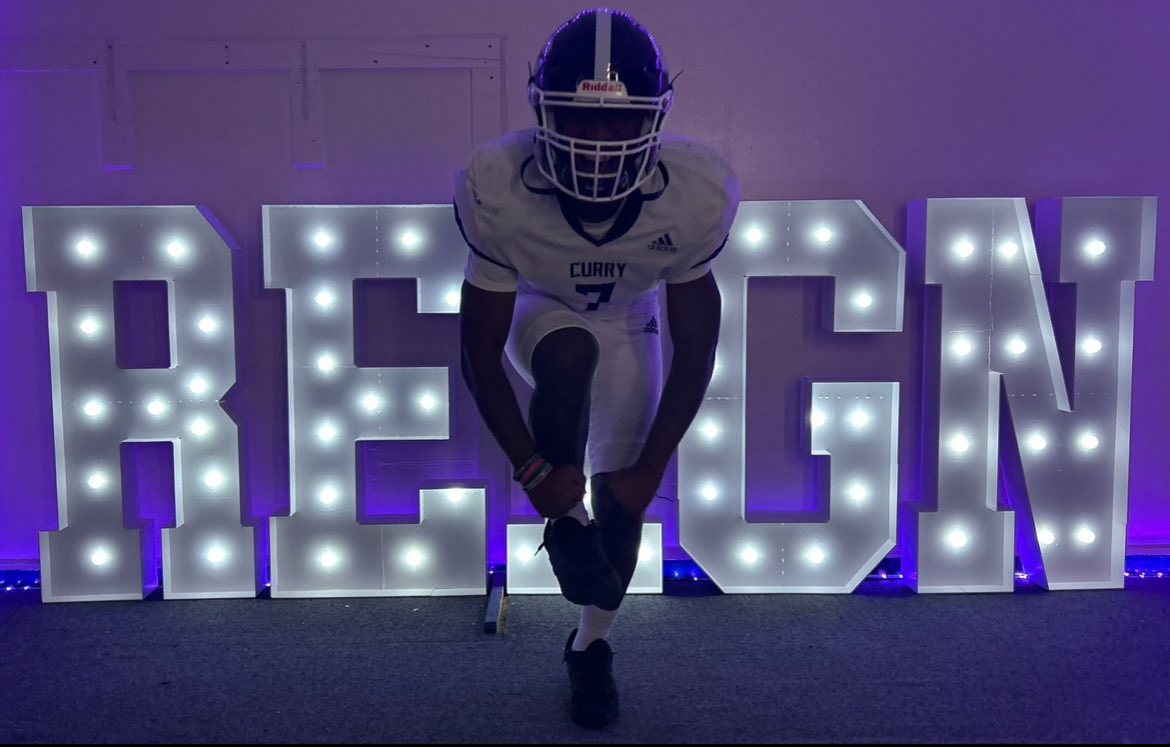 After a great visit <a href="/CurryFootball/">CurryFootball</a> I’m blessed to receive an opportunity to play. Thank you <a href="/CoachTParsons/">𝐓𝐨𝐝𝐝 𝐏𝐚𝐫𝐬𝐨𝐧𝐬</a> and <a href="/Pippin_McKinley/">McKinley Pippin</a> for having me!