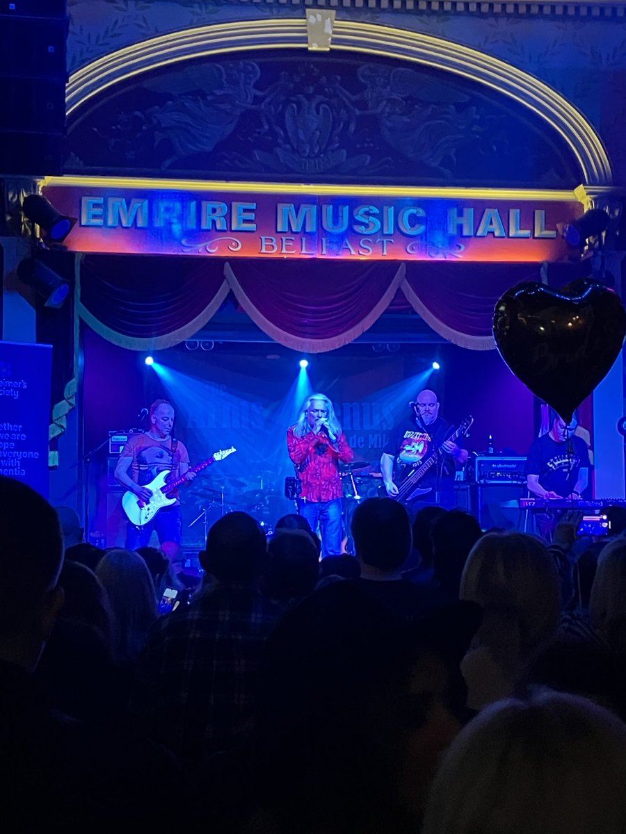 robbeorn's tweet photo. Since you been gone! ⁦@armsofvenus⁩ ⁦@belfastEmpire⁩ #Rockforalzheimers https://t.co/UbpyLKla3j