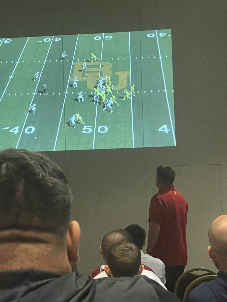 Joe Willis (@coachjoewillis) on Twitter photo First football clinic for <a href="/Crosby_CougarFB/">CrosbyCougarsFB</a> standout and RB coach <a href="/_Sqwirl/">CRAIG π¦π€πͺππ₯π WILLIAMS</a> Williams and he is not only there he is all over <a href="/UHCougarFB/">Houston Football</a> Shawn Bellβs teach tape! Glad to have him <a href="/RecruitCrosby/">Crosby Recruits</a> leading our RB room! Nice cameo from <a href="/Gavinb_89/">Gavin</a> as well! #CougarCultureπΊ First football clinic for <a href="/Crosby_CougarFB/">CrosbyCougarsFB</a> standout and RB coach <a href="/_Sqwirl/">CRAIG π¦π€πͺππ₯π WILLIAMS</a> Williams and he is not only there he is all over <a href="/UHCougarFB/">Houston Football</a> Shawn Bellβs teach tape! Glad to have him <a href="/RecruitCrosby/">Crosby Recruits</a> leading our RB room! Nice cameo from <a href="/Gavinb_89/">Gavin</a> as well! #CougarCultureπΊ
