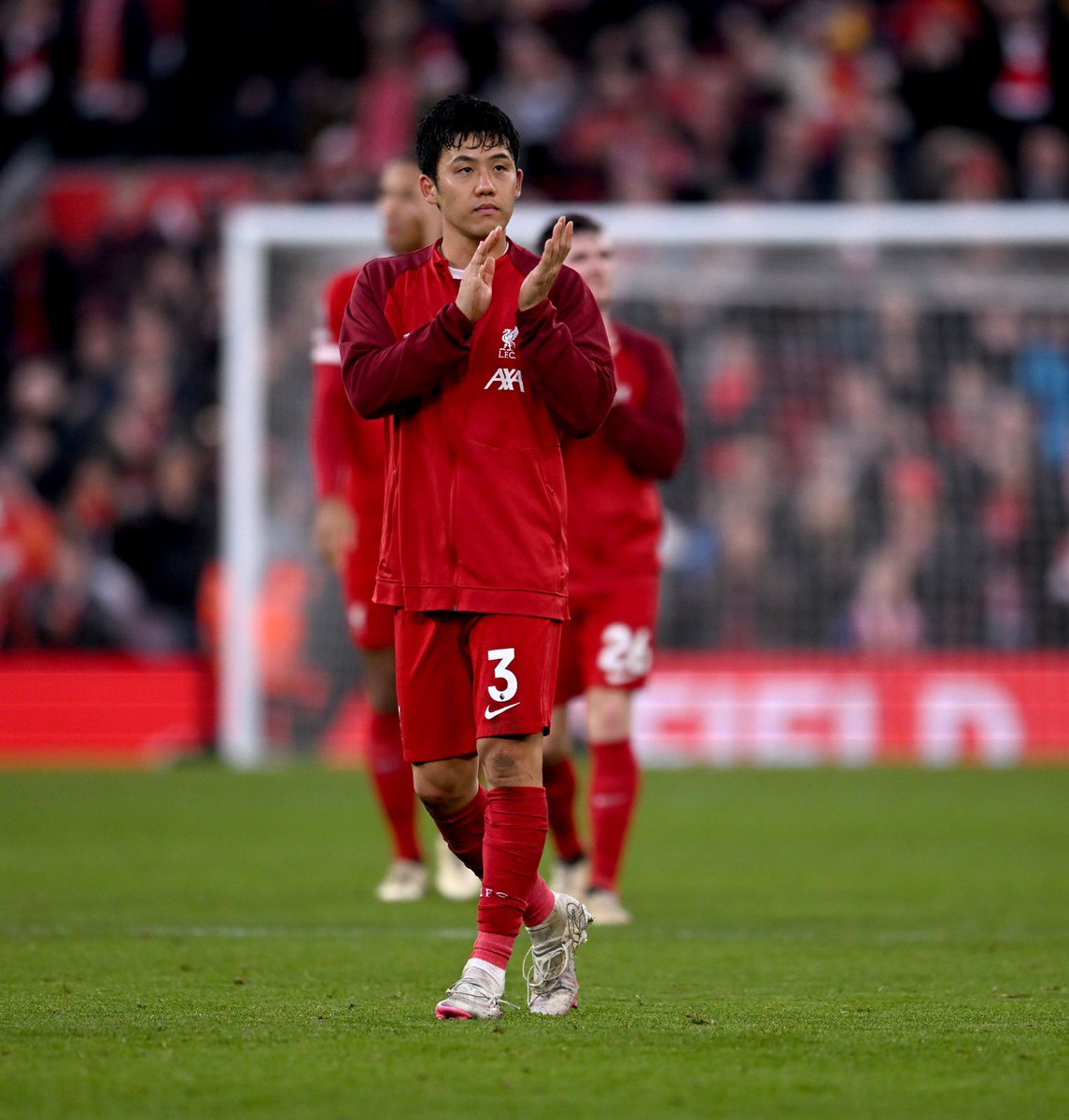 wataru0209's tweet photo. Glad to be back at Anfield with 3 points!
Thank you all for the birthday messages 🙏❤️

#LiverpooFC #Anfield https://t.co/nbVUfPHAr8
