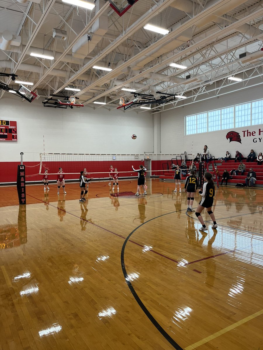 RedHawkVB's tweet image. St. Chris🏐 Northwest🏐Central🏐Sutherland🏐Incarnation🏐St. Gabriel🏐St. Bede🏐OLOW🏐St. Germaine 6th Graders Balling out!! 💓💗💞 #FutureProgram