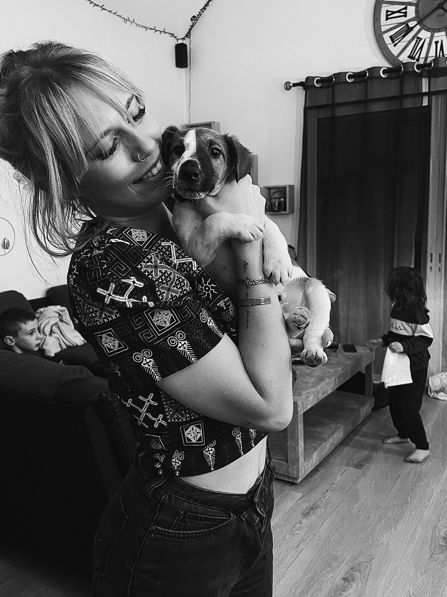 empinchon's tweet photo. Et voilà une femme comblée 
Nouvelle vie avec ce p’tit bout 
Voici aşko 🤍 https://t.co/T5N3ZHedbO