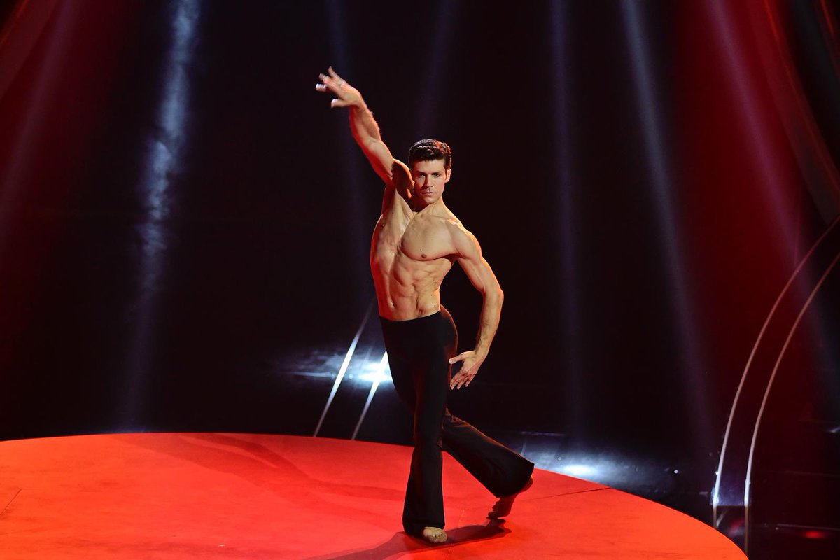 carmelitadurso's tweet image. Lui♥️@RobertoBolle #robertobolle #Sanremo2024