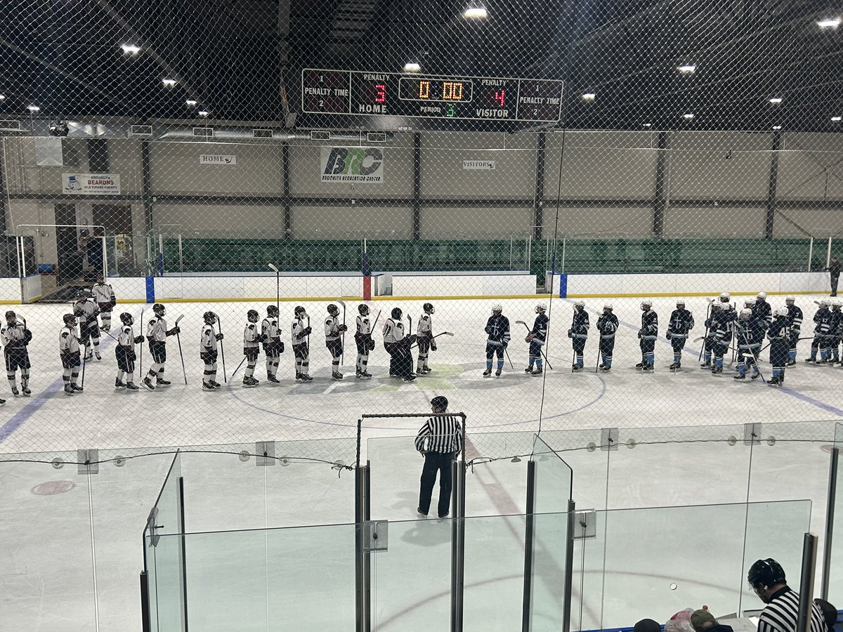 @BENE_ATHLETICS moves on to the Baron Cup I Championship with a 4-3 victory over @RRHSHockey They will play @mentorhockey tomorrow at noon for the Championship. You will be able to watch that live on our YouTube page! youtube.com/live/eJPKxoNvt…