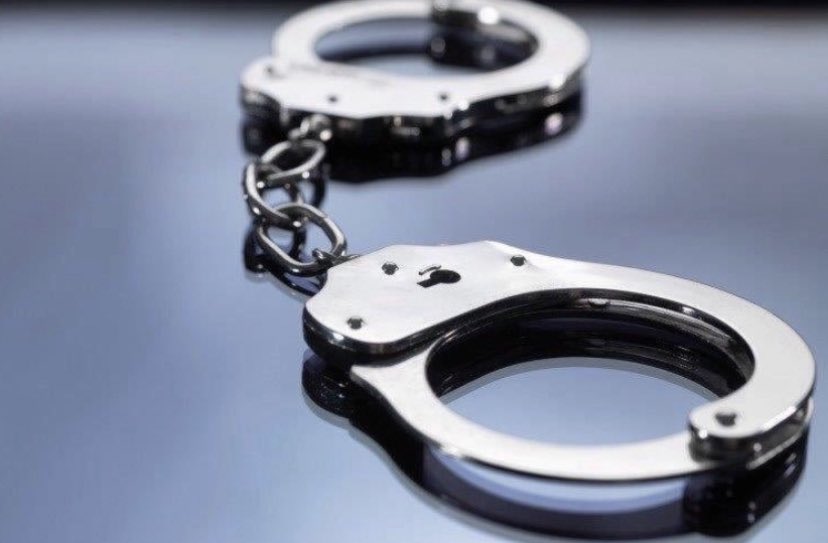 MPSWestminster's tweet photo. The Uniform Proactive Team have had a great first month - 100+arrests, including 27 for robbery. Tonight they’ve arrested a man wanted for a 10k watch robbery & another male wanted for a serious sexual assault. #SpaceForTwo https://t.co/zSPyaEDhIY