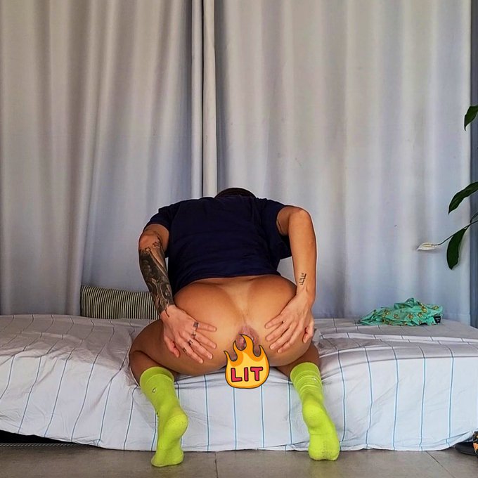 Conseguem imaginar como meu cuzinho ficou??? 🍌🥯🔥 https://t.co/EeN7VQIvct<a href="/tag/barbiemovie"class="tags"><span>#barbiemovie</span></a>