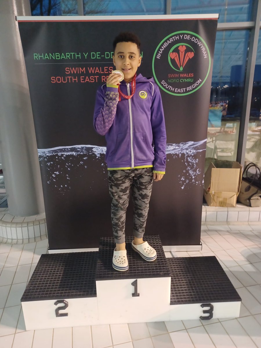 RCTSwimSquad's tweet photo. Llongyfarchiadau mawr to Rhydian for his gold medal π₯in the 400m Freestyle and also a silver medal π₯ in the 100m Freestyle ππ»ππ»ππ» #SWRRS24
@YsgolEvanJames https://t.co/ApvTRXEUsk