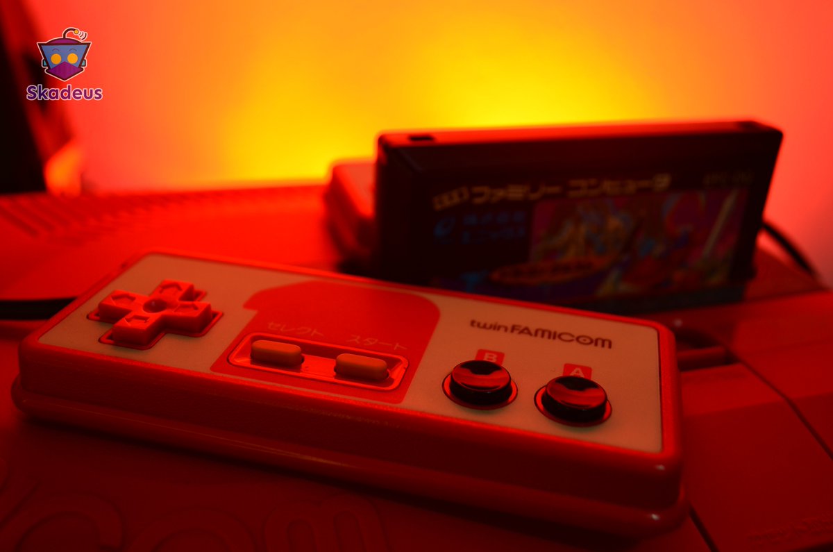 skadeus's tweet photo. Belleza pura: un duo fabuloso!!!
la Twin Famicom de Sharp + Dragonquest I
Dos joyas de 1986!!! #DragonQuest #twinfamicom #sharpfamicom #nes #famicom https://t.co/xZNGOsLztB