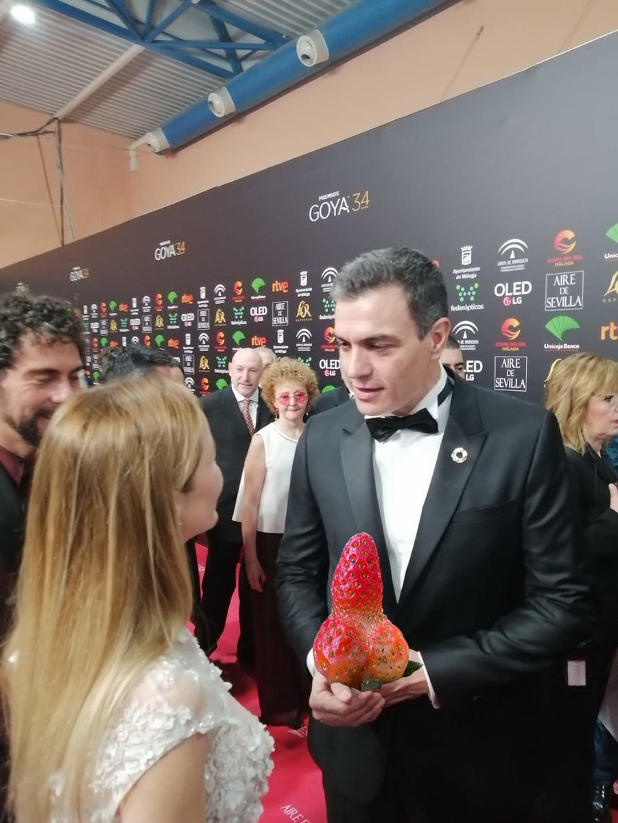 -Te gusta la fruta, eh!!!
- es que todo me recuerda a mi Begoña