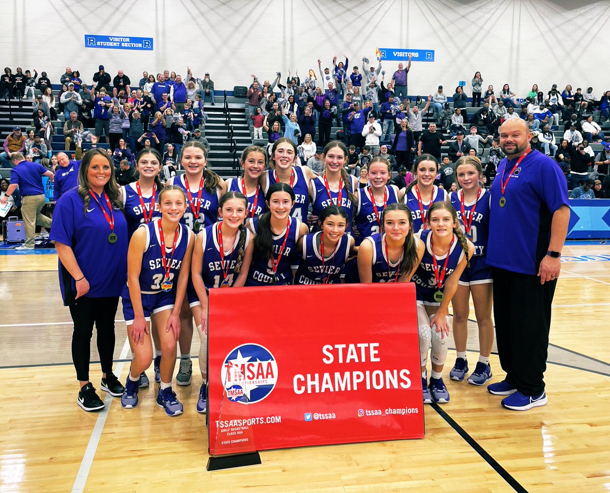 SCJH_Basketball's tweet photo. 🏆STATE CHAMPS🏆 #SettingStandards 
@themtnpress @5StarPreps https://t.co/7P4ftFN3gu