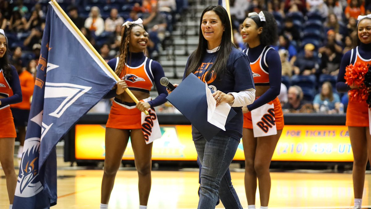 State of Texas proclaims Feb. 10 as UTSA 210 Day. 

📝bit.ly/3STFlPX

#BirdsUp 🤙 #LetsGo210
