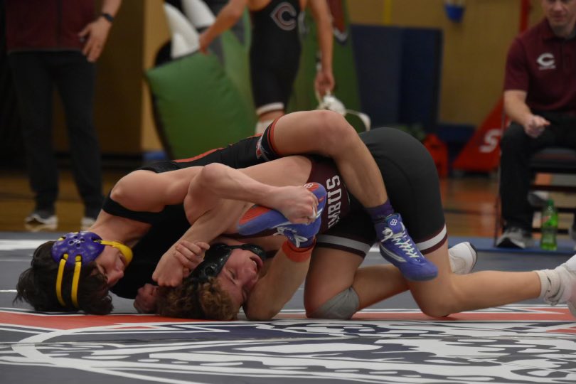 NEBwrestle's tweet photo. Six Champs in the first eight weights for Millard South 

📸 @Mogui131 https://t.co/YDfKCrXSUF