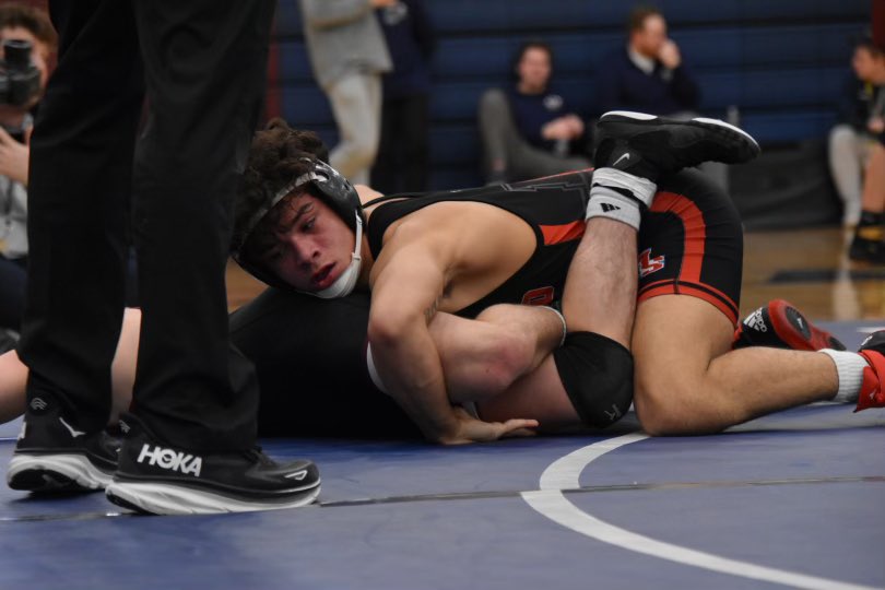 NEBwrestle's tweet photo. Six Champs in the first eight weights for Millard South 

📸 @Mogui131 https://t.co/YDfKCrXSUF